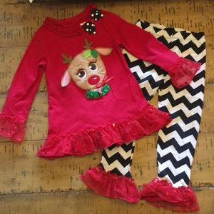 Little girls Christmas outfit.  Size 4t.